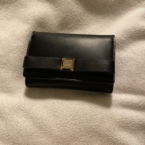 Kate spade wristlet with bow